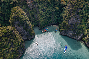 Photo shoot in Phuket — portfolio of photographer Nikita Semagin
